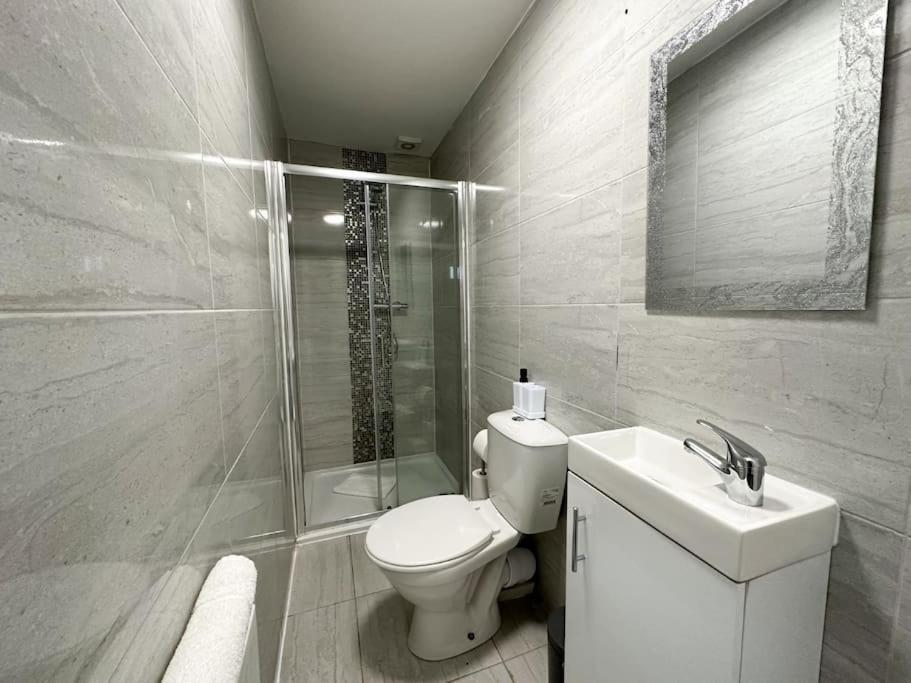 The Kop Villa Liverpool Extérieur photo
