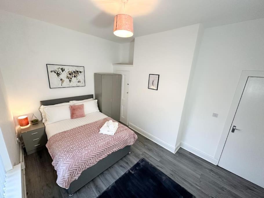 The Kop Villa Liverpool Extérieur photo